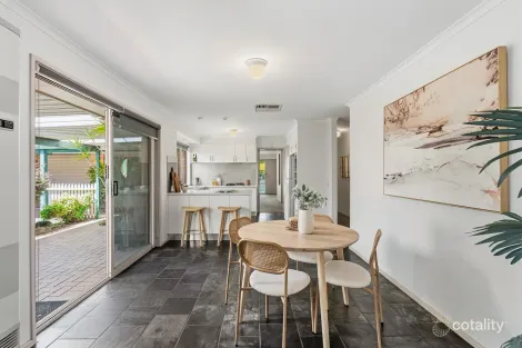 Property photo of 10 Mulberry Grove Aberfoyle Park SA 5159