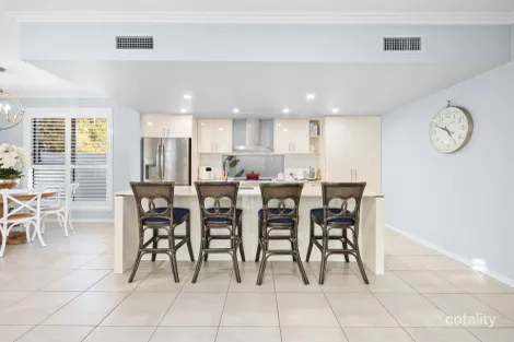 Property photo of 20 Fleetwood Court Helensvale QLD 4212