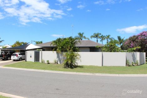 4 Southerly St, Mermaid Waters, QLD 4218