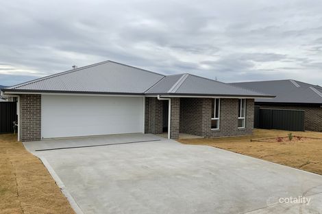 30 Evesham Cct, North Tamworth, NSW 2340
