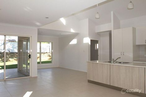 Property photo of 4/8 New Street Mount Lofty QLD 4350