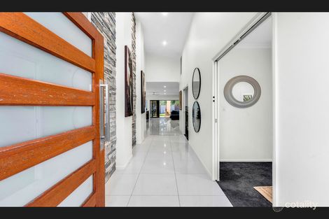 Property photo of 29 Crest Ridge Parade Brookwater QLD 4300