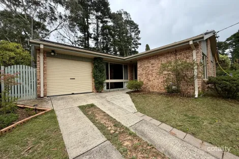 39 Clarence Rd, Blackheath, NSW 2785