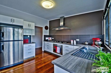 15 Glenhaven St, Kedron, QLD 4031