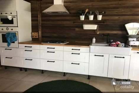 Property photo of 45 Sunrise Cabins Road Sapphire Central QLD 4702