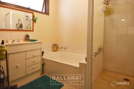 Property photo of 34 Rowlands Street Sebastopol VIC 3356