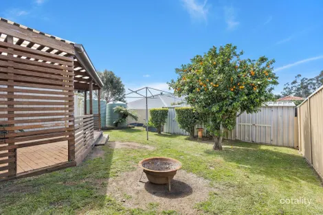 Property photo of 11 Mayfield Circuit Albion Park NSW 2527