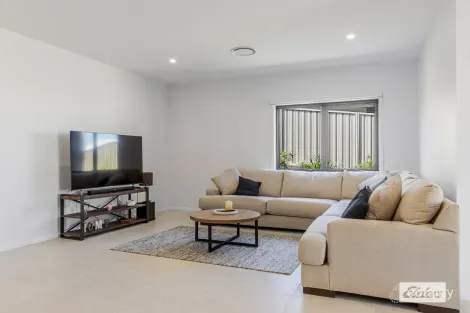Property photo of 29 Wagtail Crescent Batehaven NSW 2536