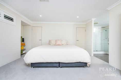 Property photo of 12 Tadorna Entrance Tapping WA 6065