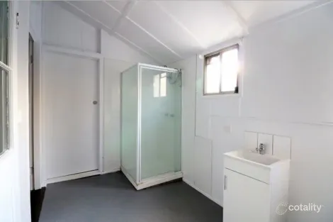 4/7 Raff St, North Toowoomba, QLD 4350