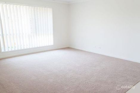 Property photo of 27 Bellbird Crescent Coomera QLD 4209