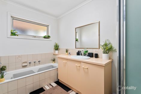Property photo of 4/35 Prince Street Gisborne VIC 3437