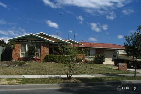 Property photo of 3 Daintree Drive Wattle Grove NSW 2173