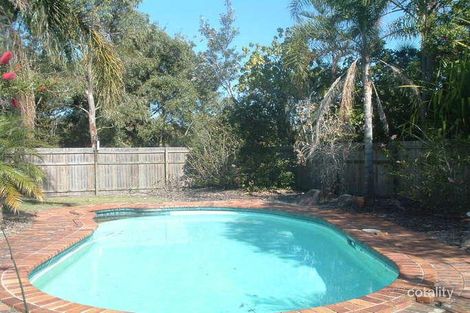 Property photo of 20 Rogers Street Beachmere QLD 4510