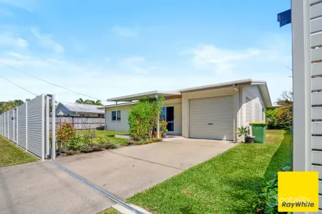 11 Strombus Ave, Trinity Beach, QLD 4879
