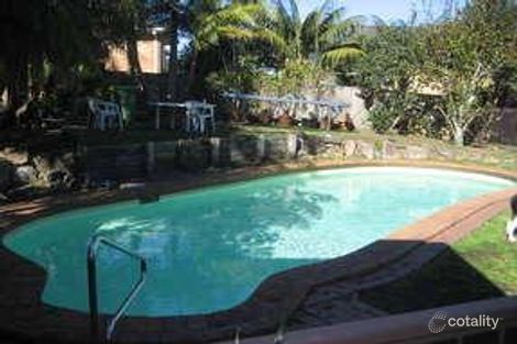 Property photo of 6 Orana Street Green Point NSW 2251