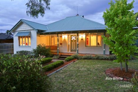 Property photo of 33 Woodlands Drive Somerville VIC 3912