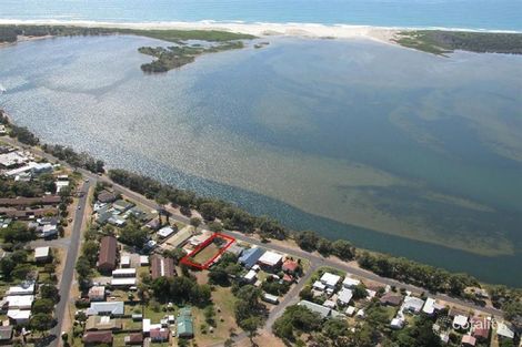 31 River Rd, Shoalhaven Heads, NSW 2535