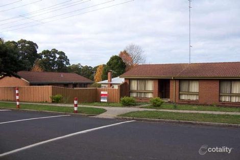 1/2 Ridgway, Mirboo North, VIC 3871