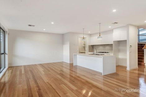 Property photo of 2/15 Hakea Street Templestowe VIC 3106