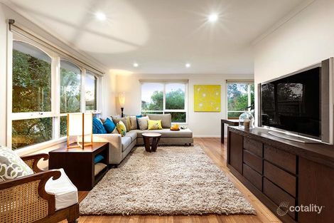 Property photo of 50 Wahroonga Crescent Greensborough VIC 3088