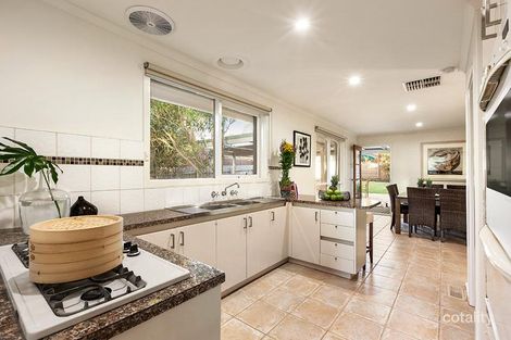 Property photo of 50 Wahroonga Crescent Greensborough VIC 3088