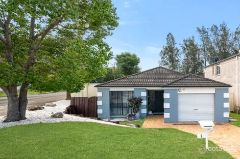 1 Pittman Steps Pl, Blair Athol, NSW 2560