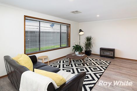 Property photo of 10 Hay Court Mount Barker SA 5251