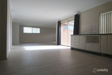 Property photo of 4 Narwee Link Nowra NSW 2541