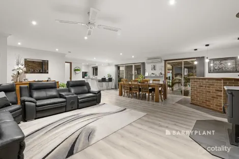 Property photo of 45 Riverside Avenue Bunyip VIC 3815