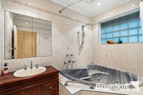 Property photo of 7 Springvale Road Nunawading VIC 3131