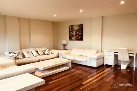 Property photo of 1 Darriwell Court Wheelers Hill VIC 3150