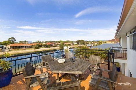 Property photo of 14 Dolphin Court Palm Beach QLD 4221
