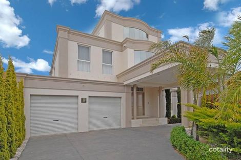 32 Blackman Cres, Taylors Lakes, VIC 3038