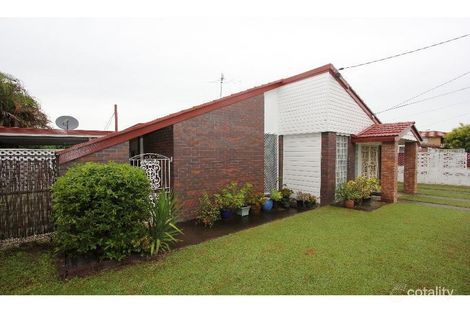8 Horton St, Bundamba, QLD 4304