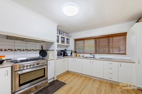 Property photo of 13 Manfred Avenue St Albans VIC 3021