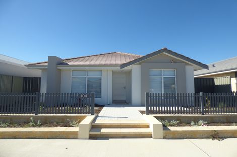 104 Piazza Link, Alkimos, WA 6038