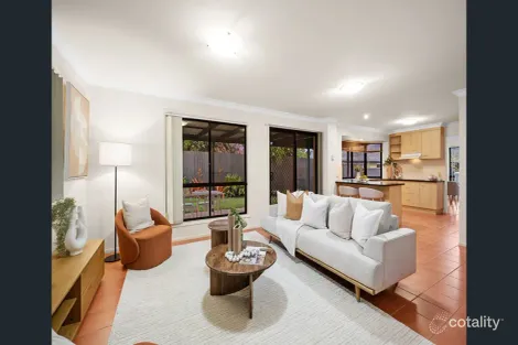Property photo of 76 Kirra Place Carindale QLD 4152