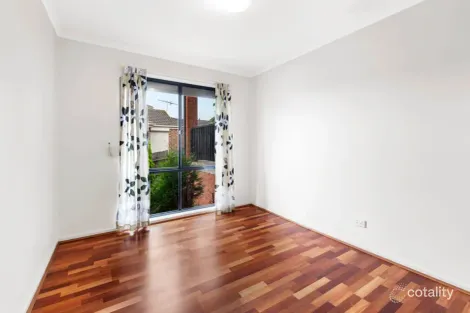 Property photo of 7 Ester Drive Mill Park VIC 3082