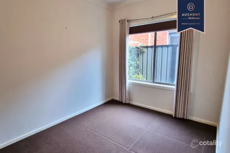 Property photo of 34 Everholme Drive Truganina VIC 3029