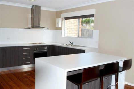 Property photo of 1/120 Riverside Drive Kiama Downs NSW 2533