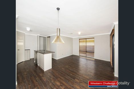 Property photo of 44 Hayeswater Circuit Waikiki WA 6169
