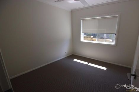 Property photo of 3 Blantyre Road Macquarie Hills NSW 2285