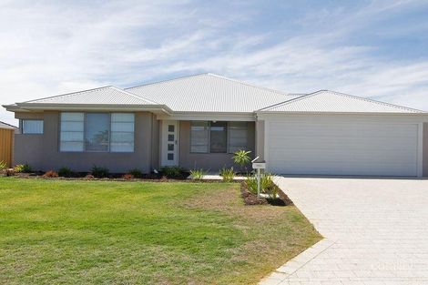 Property photo of 19 Crown Point Crescent Butler WA 6036