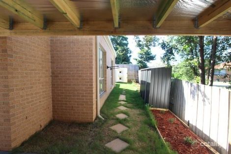 Property photo of 2/65 Oaktree Drive Hampton Park VIC 3976