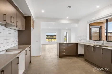 Property photo of 39 Mansfield Drive Werribee VIC 3030