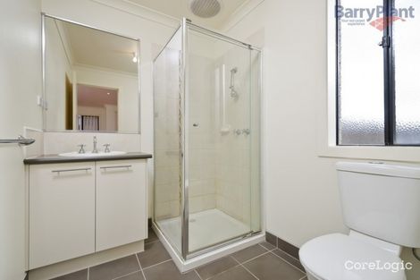 Property photo of 21 Ribbon Close Point Cook VIC 3030