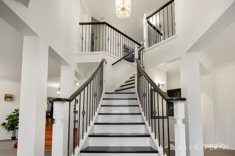 Property photo of 12 High Tor Mooroolbark VIC 3138
