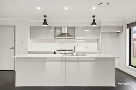 Property photo of 23 Tengala Drive Jordan Springs NSW 2747