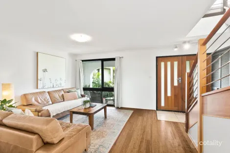 Property photo of 20 Flinders Close Barrack Heights NSW 2528